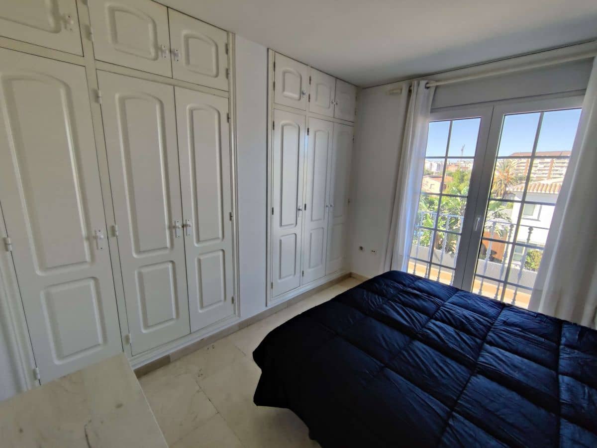 1 soveværelse Lejlighed til leje i Denia med swimmingpool garage - € 900 (Ref: 7886928)