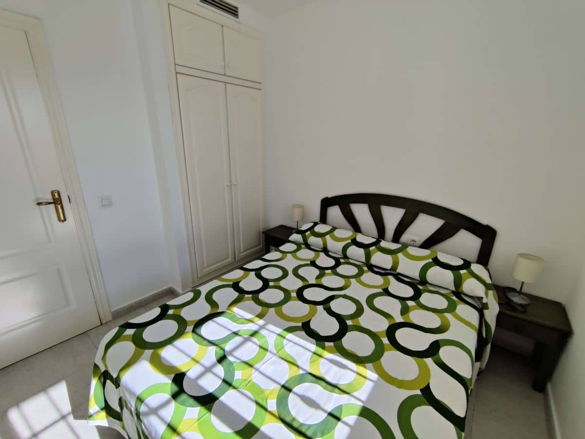 2 soveværelse Lejlighed til leje i Denia med swimmingpool garage - € 750 (Ref: 7899238)