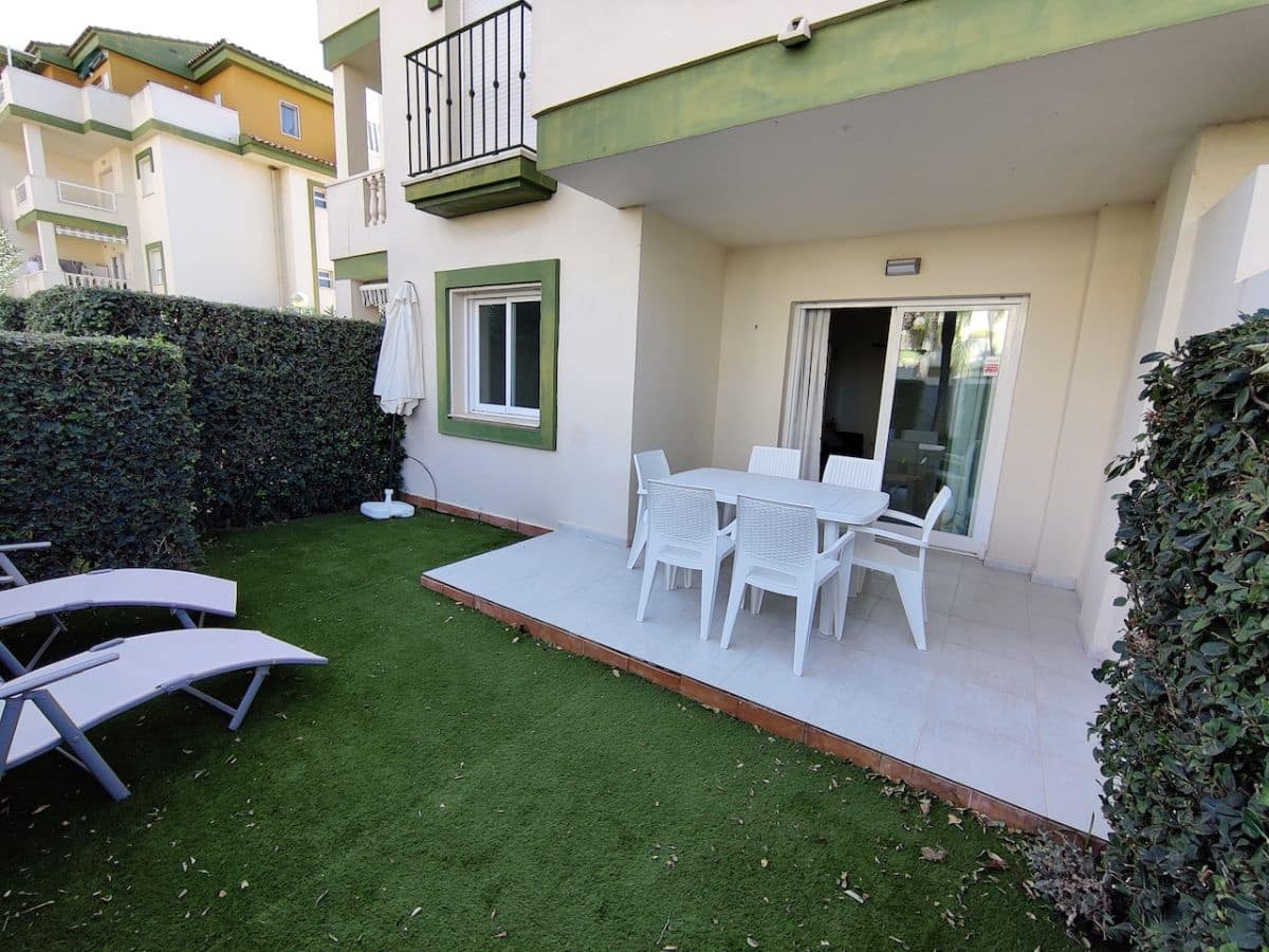 2 soveværelse Lejlighed til leje i Denia med swimmingpool garage - € 750 (Ref: 7899238)