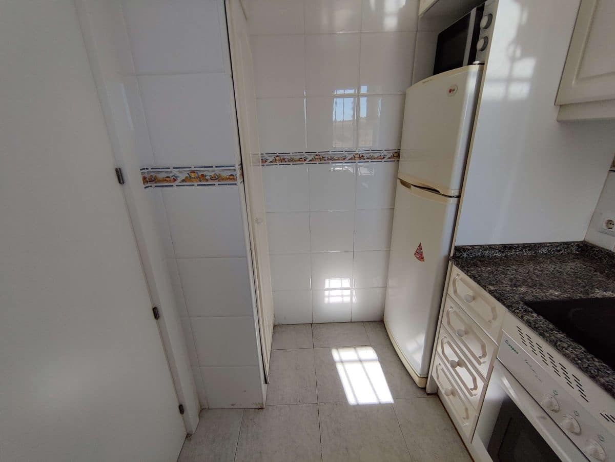 2 soveværelse Lejlighed til leje i Denia med swimmingpool garage - € 750 (Ref: 7899238)