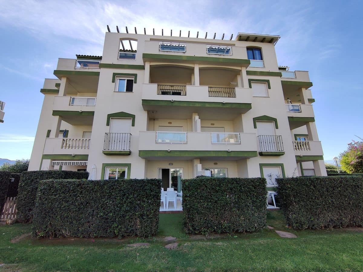 2 soveværelse Lejlighed til leje i Denia med swimmingpool garage - € 750 (Ref: 7899238)