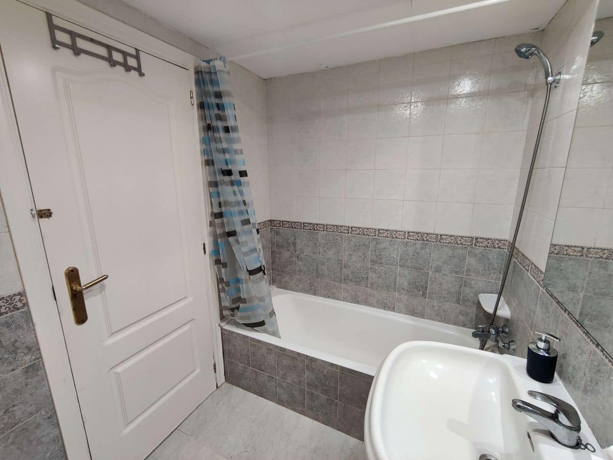 2 soveværelse Lejlighed til leje i Denia med swimmingpool garage - € 750 (Ref: 7899238)