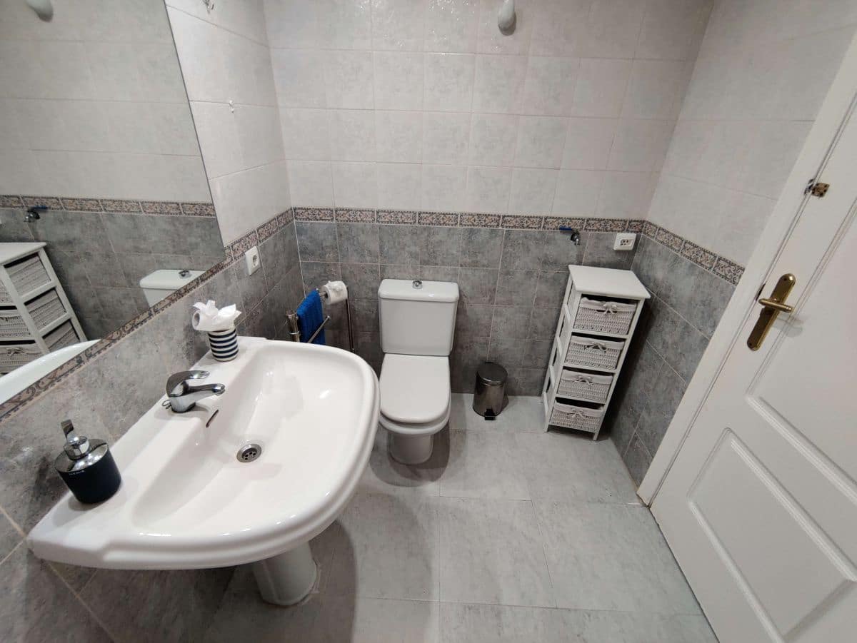 2 soveværelse Lejlighed til leje i Denia med swimmingpool garage - € 750 (Ref: 7899238)