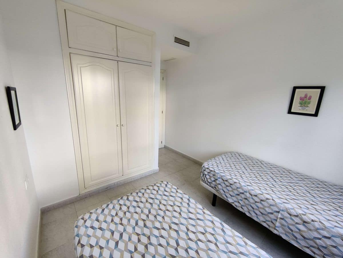 2 soveværelse Lejlighed til leje i Denia med swimmingpool garage - € 750 (Ref: 7899238)