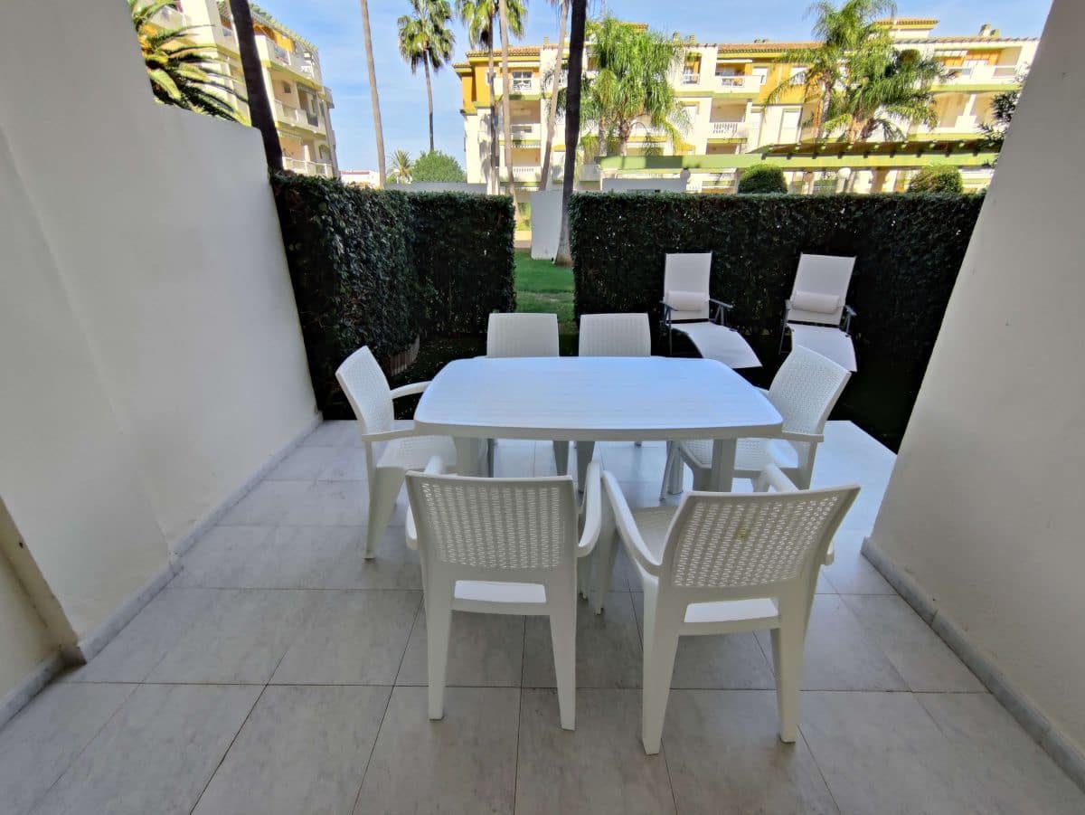 2 soveværelse Lejlighed til leje i Denia med swimmingpool garage - € 750 (Ref: 7899238)