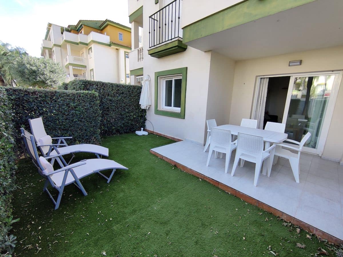 2 soveværelse Lejlighed til leje i Denia med swimmingpool garage - € 750 (Ref: 7899238)