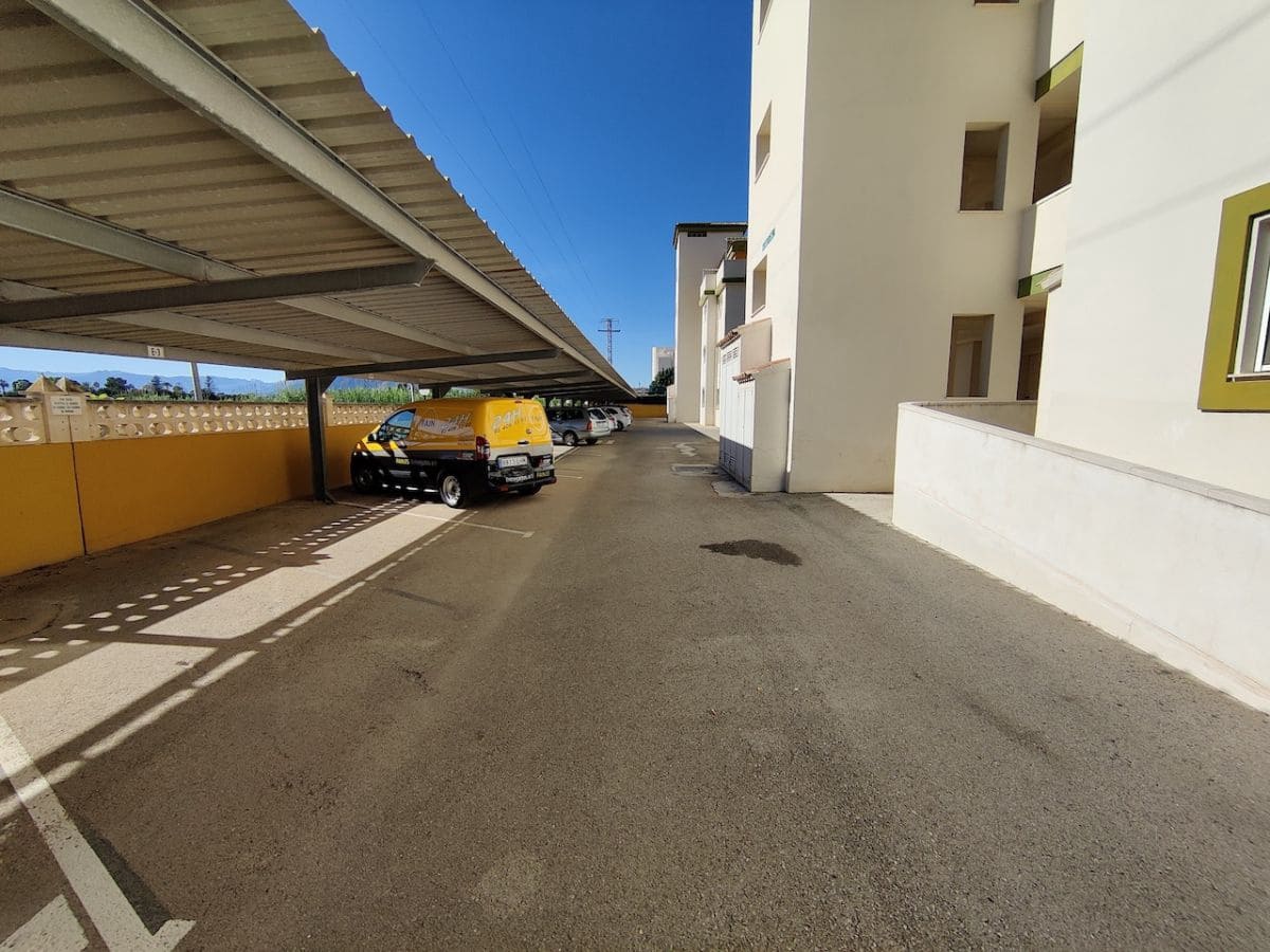 2 soveværelse Lejlighed til leje i Denia med swimmingpool garage - € 750 (Ref: 7899238)