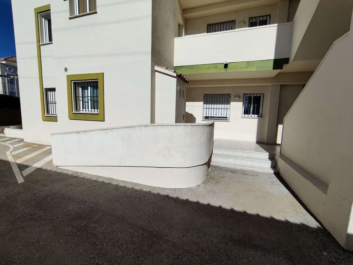 2 soveværelse Lejlighed til leje i Denia med swimmingpool garage - € 750 (Ref: 7899238)