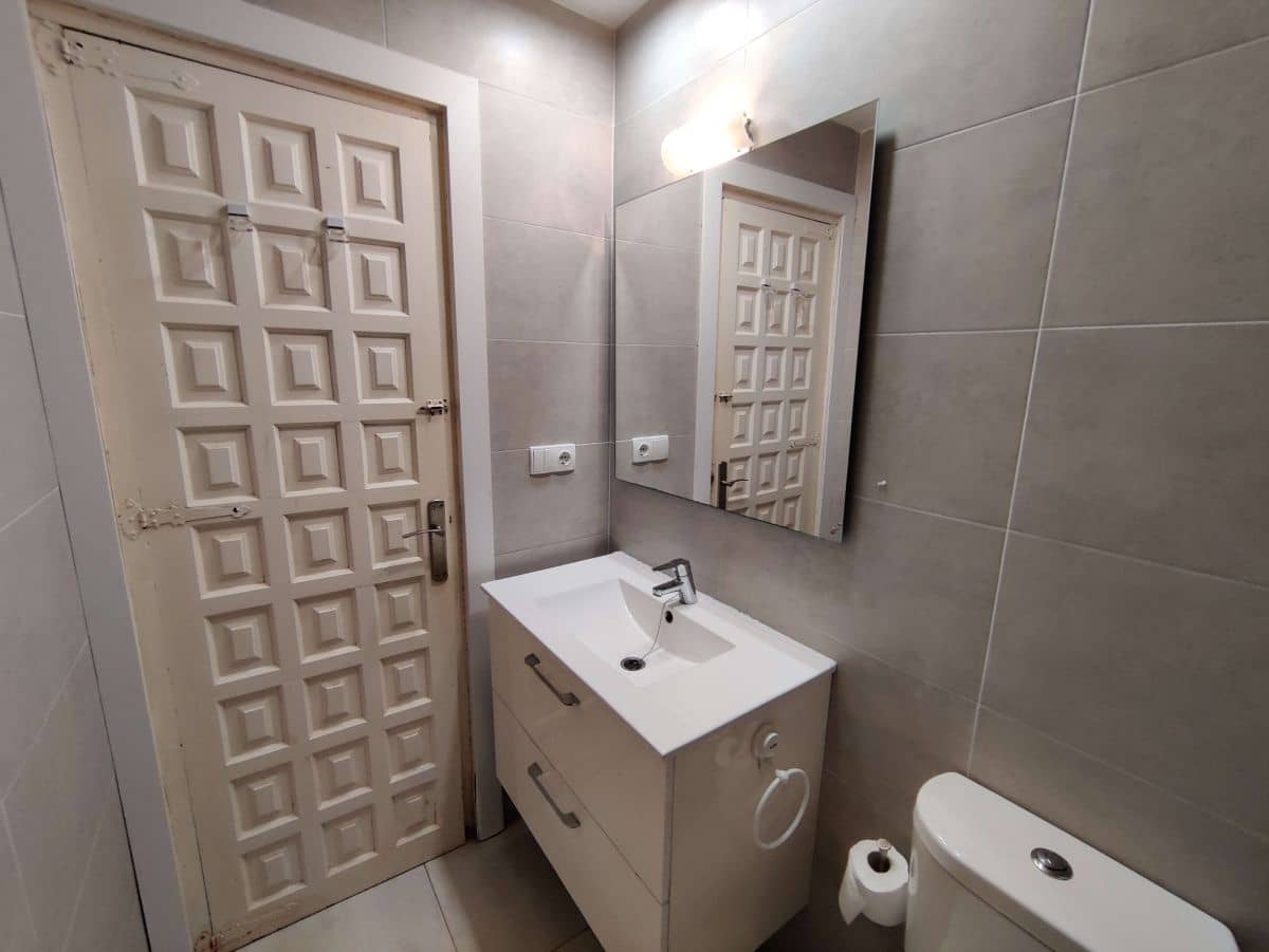 3 slaapkamer Appartement te huur in Denia met zwembad garage - € 775 (Ref: 8118769)