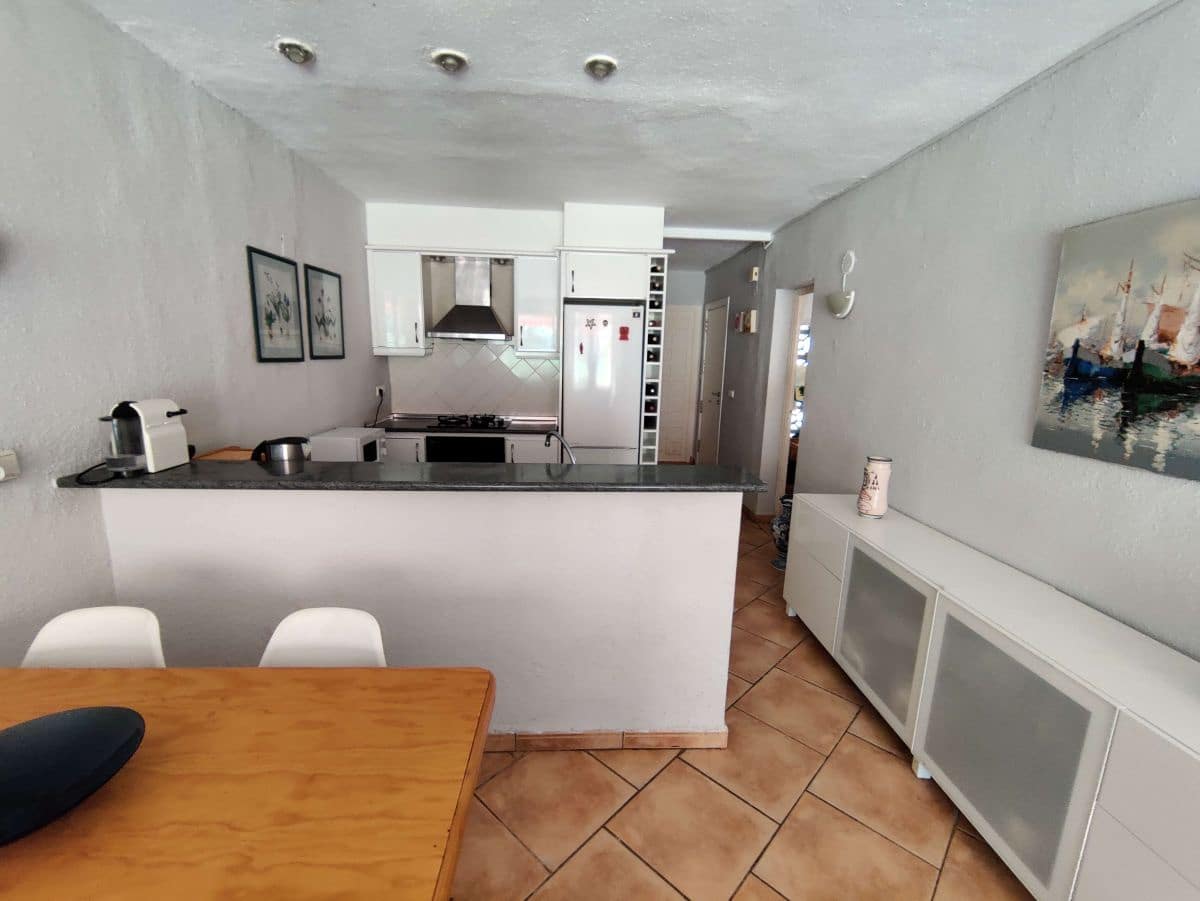 3 slaapkamer Appartement te huur in Denia met zwembad garage - € 775 (Ref: 8118769)