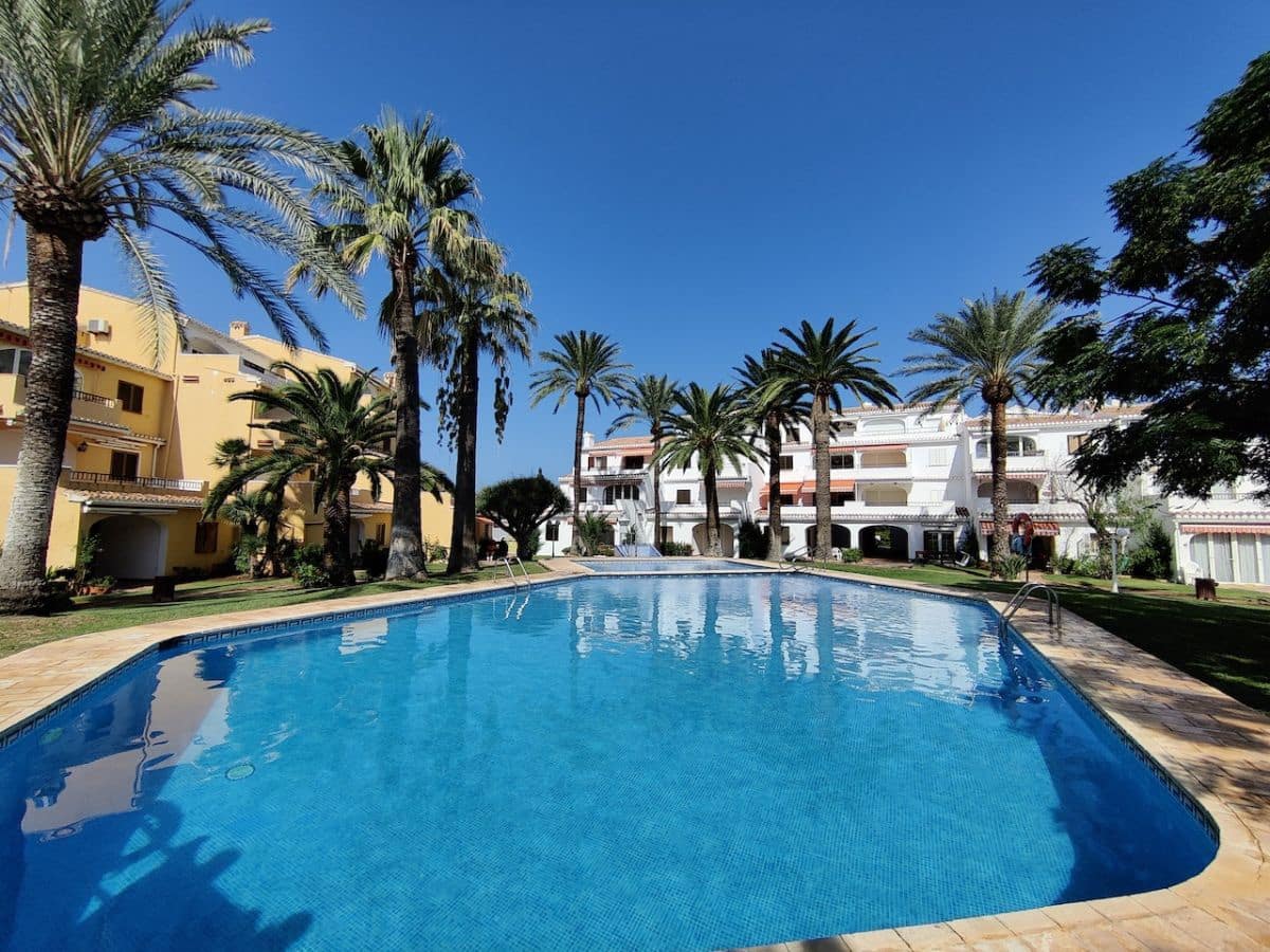 3 slaapkamer Appartement te huur in Denia met zwembad garage - € 775 (Ref: 8118769)