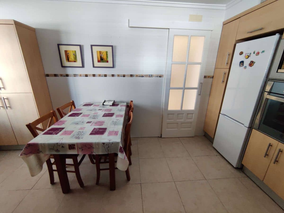 3 sypialnia Apartament do wynajęcia w Denia z basenem - 800 € (Ref: 8390059)