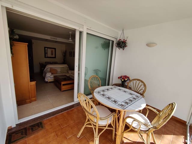 3 soveværelse Lejlighed til leje i Dénia med swimmingpool - € 800 (Ref: 8390059)