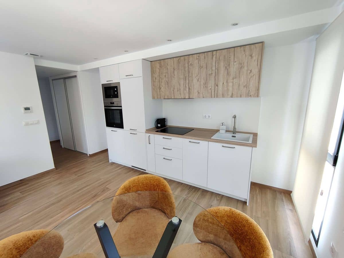 2 soveværelse Lejlighed til leje i Denia med garage - € 900 (Ref: 8420538)