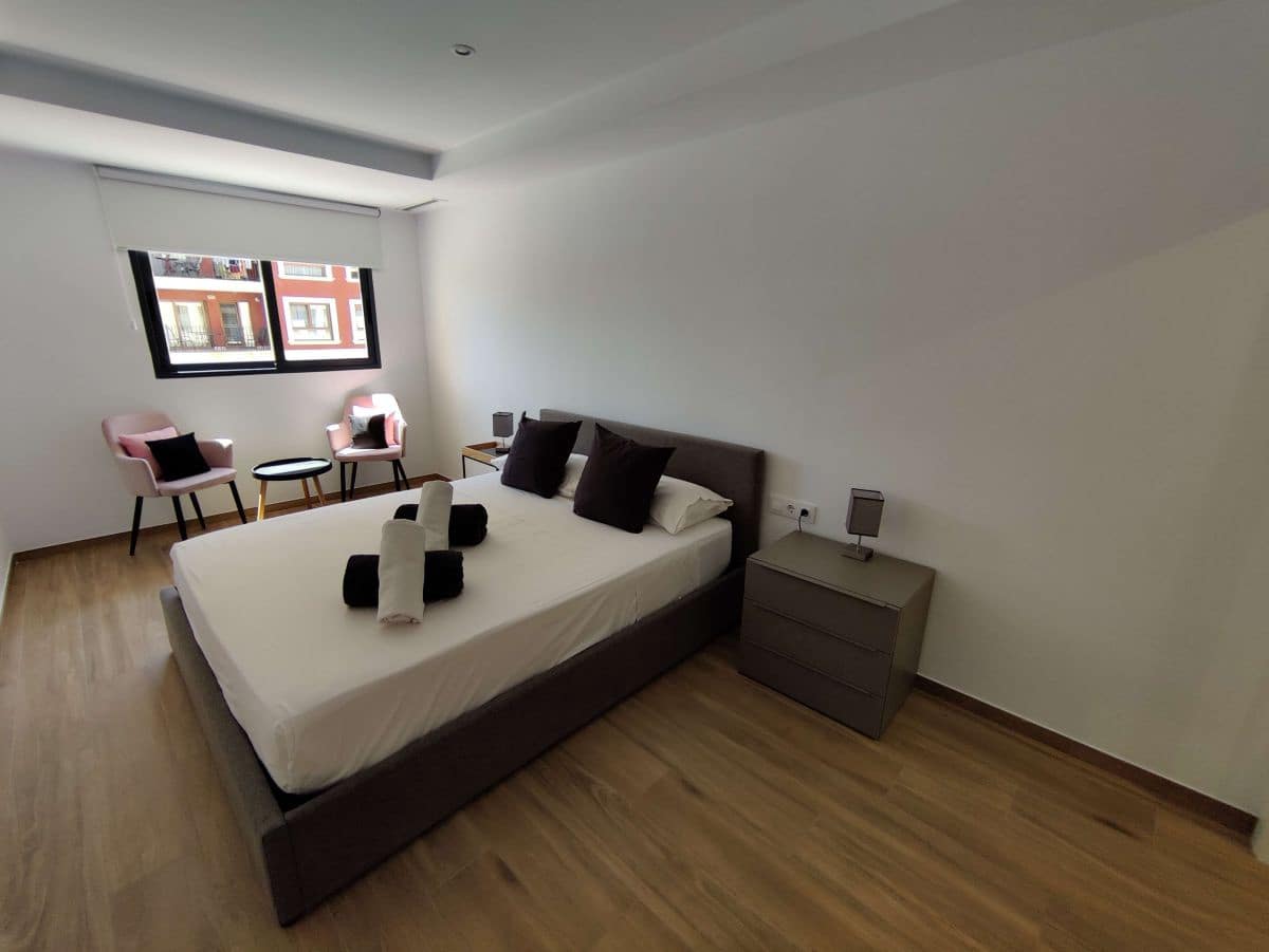 2 soveværelse Lejlighed til leje i Denia med garage - € 900 (Ref: 8420538)