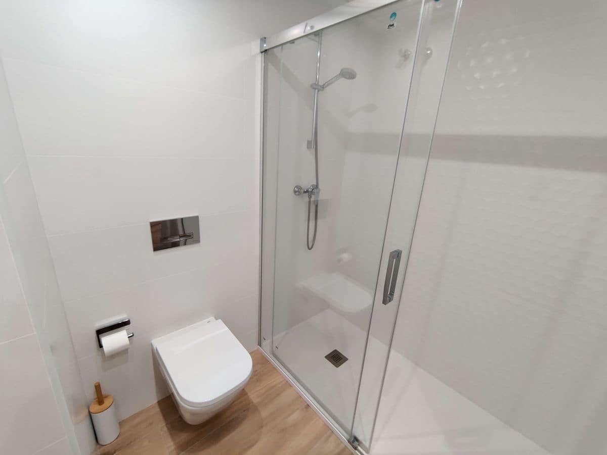 2 soveværelse Lejlighed til leje i Denia med garage - € 900 (Ref: 8420538)