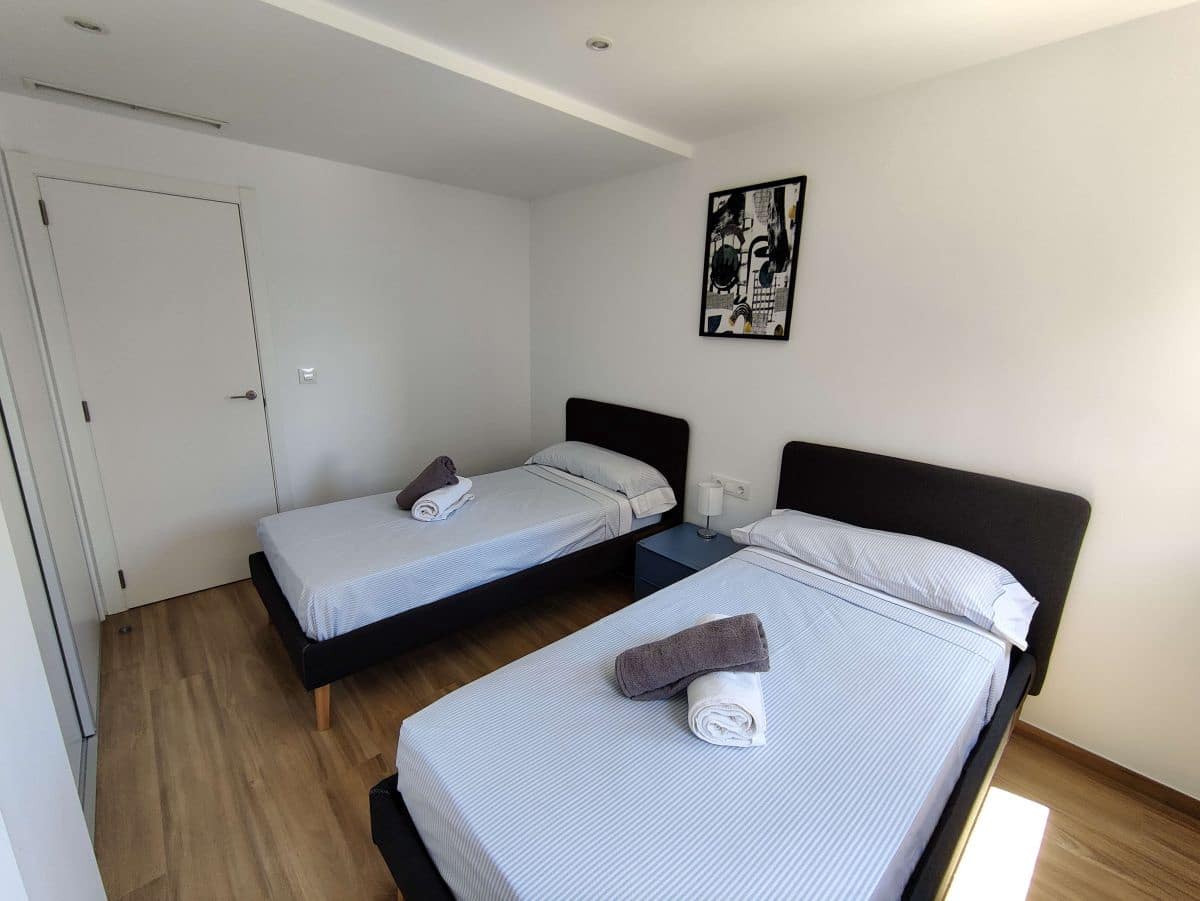 2 soveværelse Lejlighed til leje i Denia med garage - € 900 (Ref: 8420538)