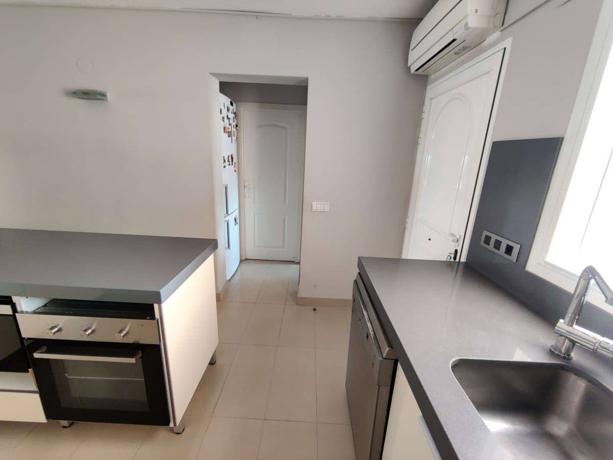 2 sovrum Lägenhet att hyra i Denia med pool garage - 800 € (Ref: 8487086)