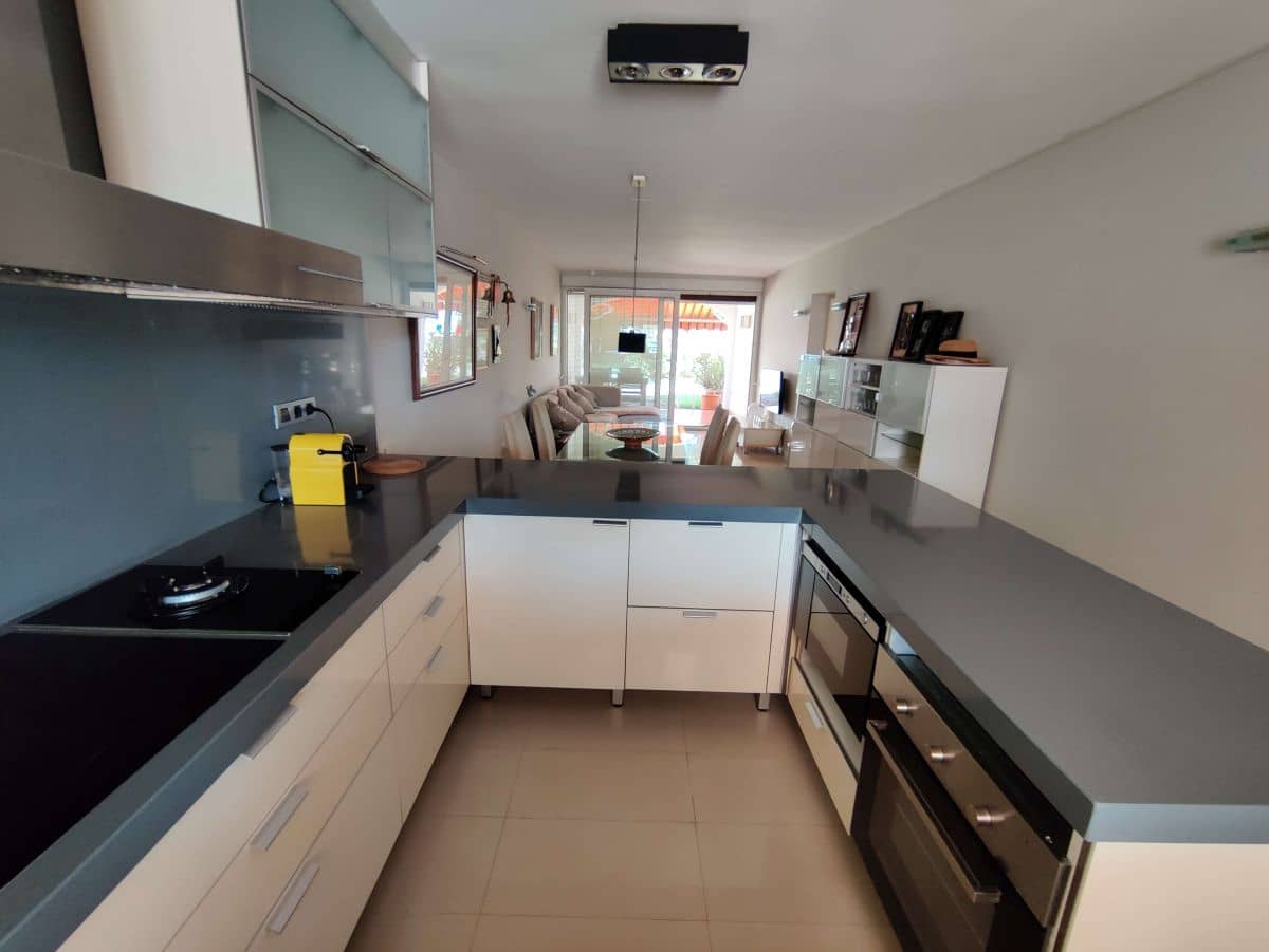 2 sovrum Lägenhet att hyra i Denia med pool garage - 800 € (Ref: 8487086)