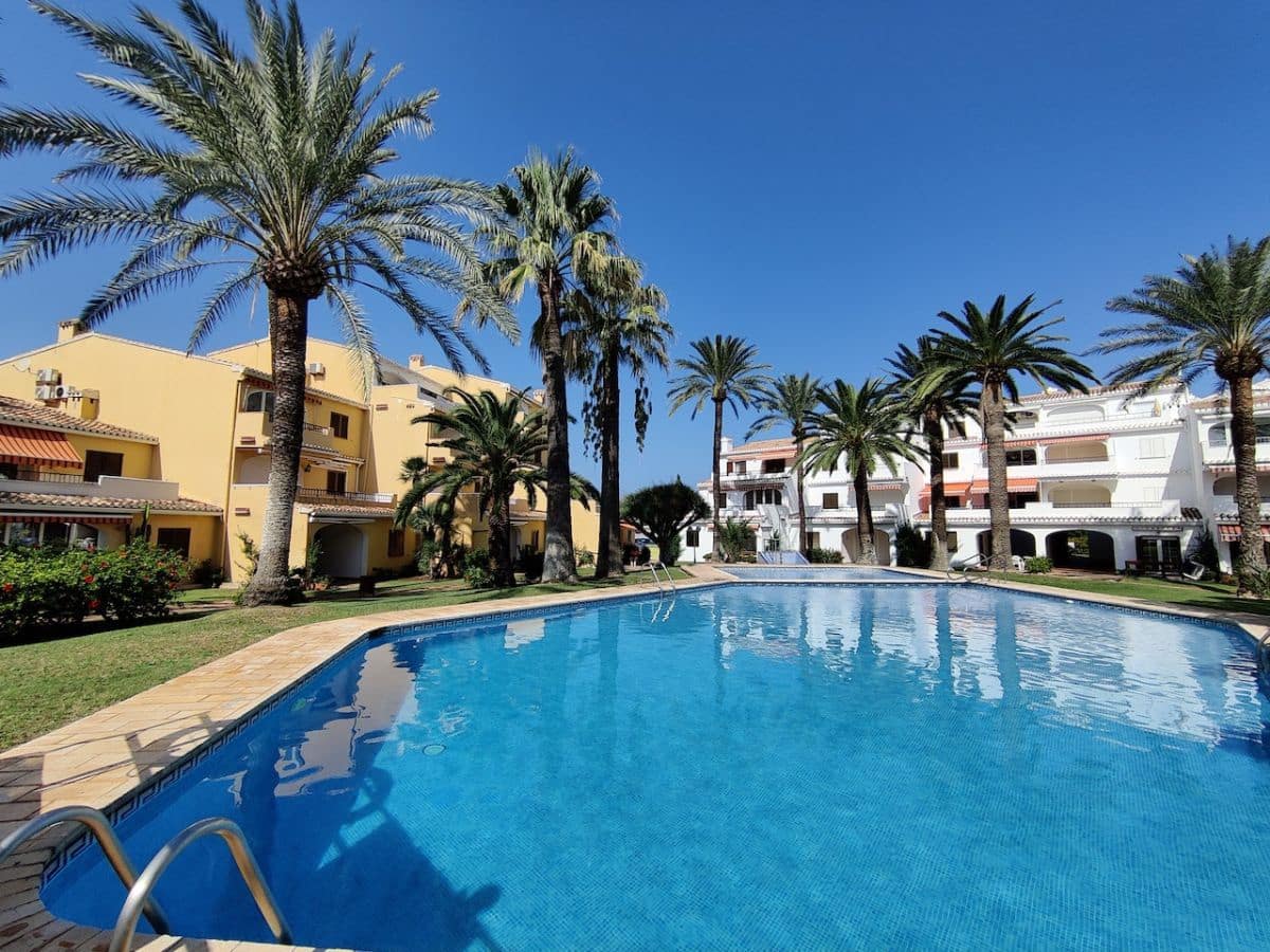 3 sypialnia Apartament do wynajęcia w Denia z basenem garażem - 750 € (Ref: 8495777)