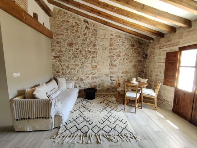 2 bedroom Apartment for rent in Dénia - € 1,100 (Ref: 8509214)