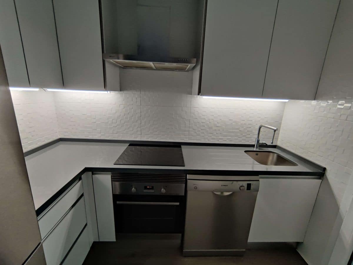 2 sypialnia Apartament do wynajęcia w Denia z basenem garażem - 850 € (Ref: 8519680)