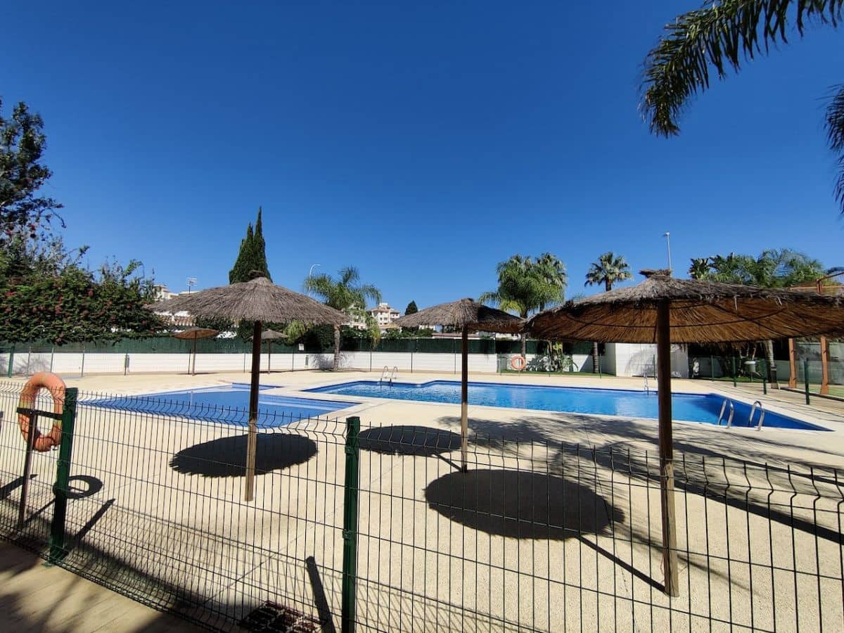 2 sypialnia Apartament do wynajęcia w Denia z basenem garażem - 850 € (Ref: 8519680)