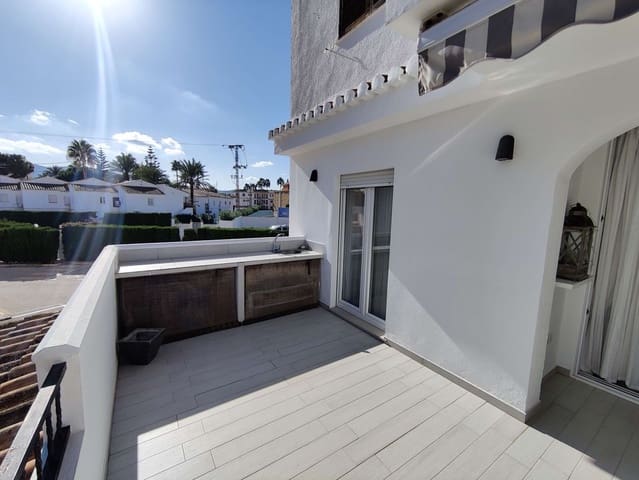 2 soverom Leilighet til leie i Dénia med svømmebasseng garasje - € 800 (Ref: 8615938)