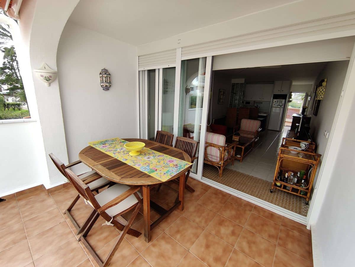 3 soverom Leilighet til leie i Denia med svømmebasseng garasje - € 750 (Ref: 8759075)