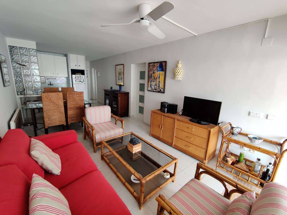 3 soverom Leilighet til leie i Denia med svømmebasseng garasje - € 750 (Ref: 8759075)