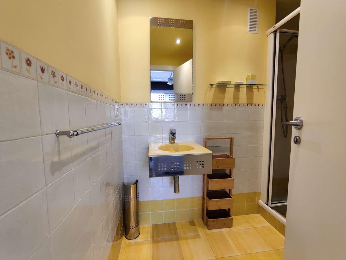 3 soverom Leilighet til leie i Denia med svømmebasseng garasje - € 750 (Ref: 8759075)