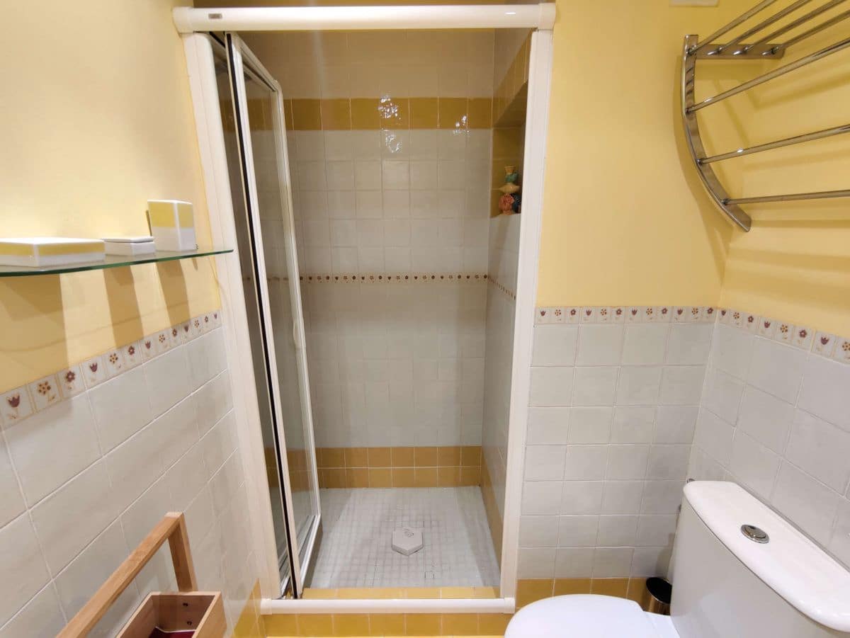 3 soverom Leilighet til leie i Denia med svømmebasseng garasje - € 750 (Ref: 8759075)