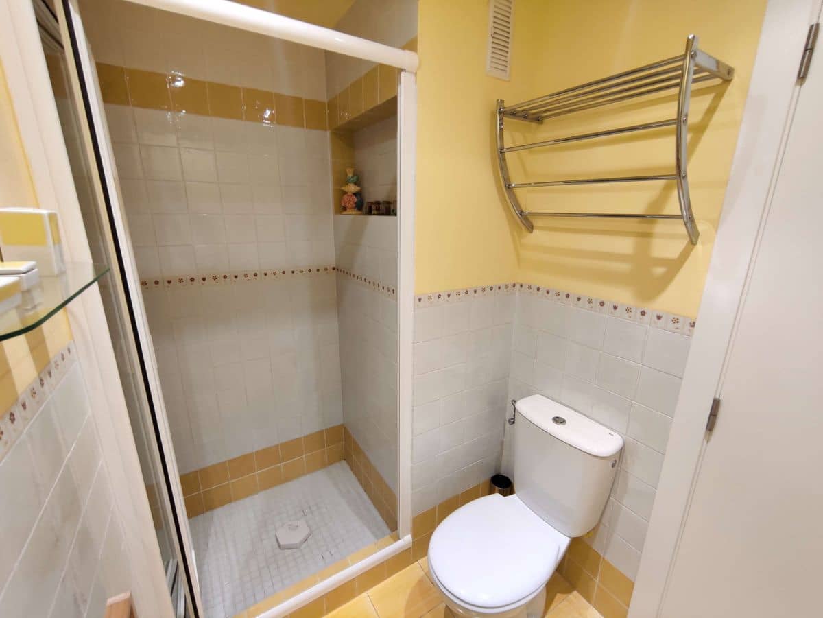 3 soverom Leilighet til leie i Denia med svømmebasseng garasje - € 750 (Ref: 8759075)