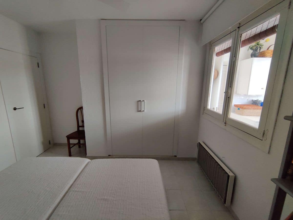 3 soverom Leilighet til leie i Denia med svømmebasseng garasje - € 750 (Ref: 8759075)