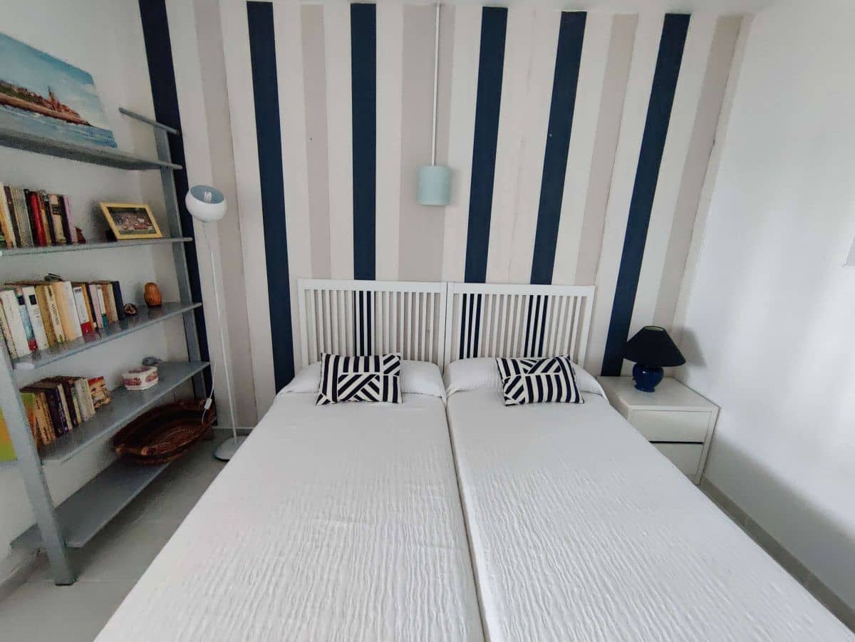 3 soverom Leilighet til leie i Denia med svømmebasseng garasje - € 750 (Ref: 8759075)