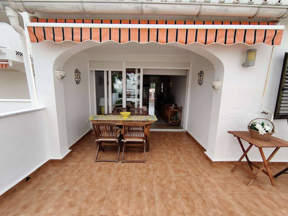 3 soverom Leilighet til leie i Denia med svømmebasseng garasje - € 750 (Ref: 8759075)