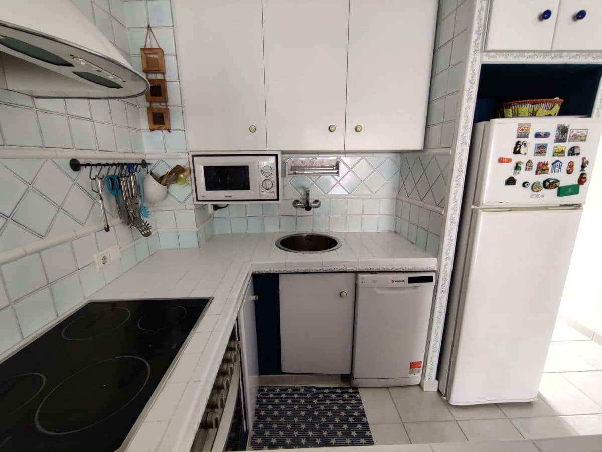 3 soverom Leilighet til leie i Denia med svømmebasseng garasje - € 750 (Ref: 8759075)