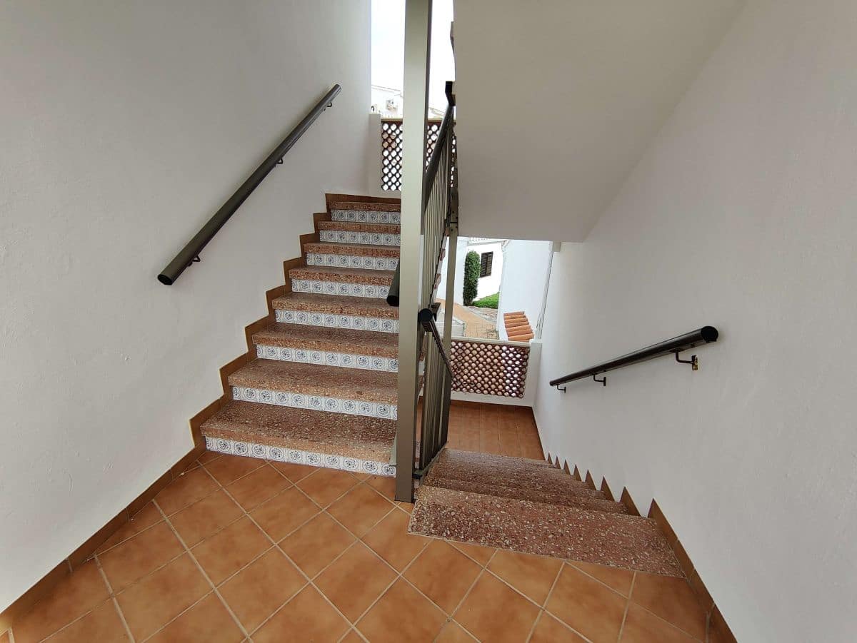 3 soverom Leilighet til leie i Denia med svømmebasseng garasje - € 750 (Ref: 8759075)