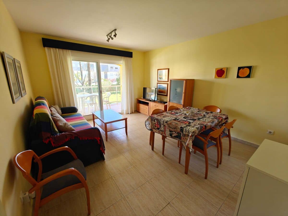 2 soveværelse Lejlighed til leje i Denia med swimmingpool garage - € 750 (Ref: 8879200)