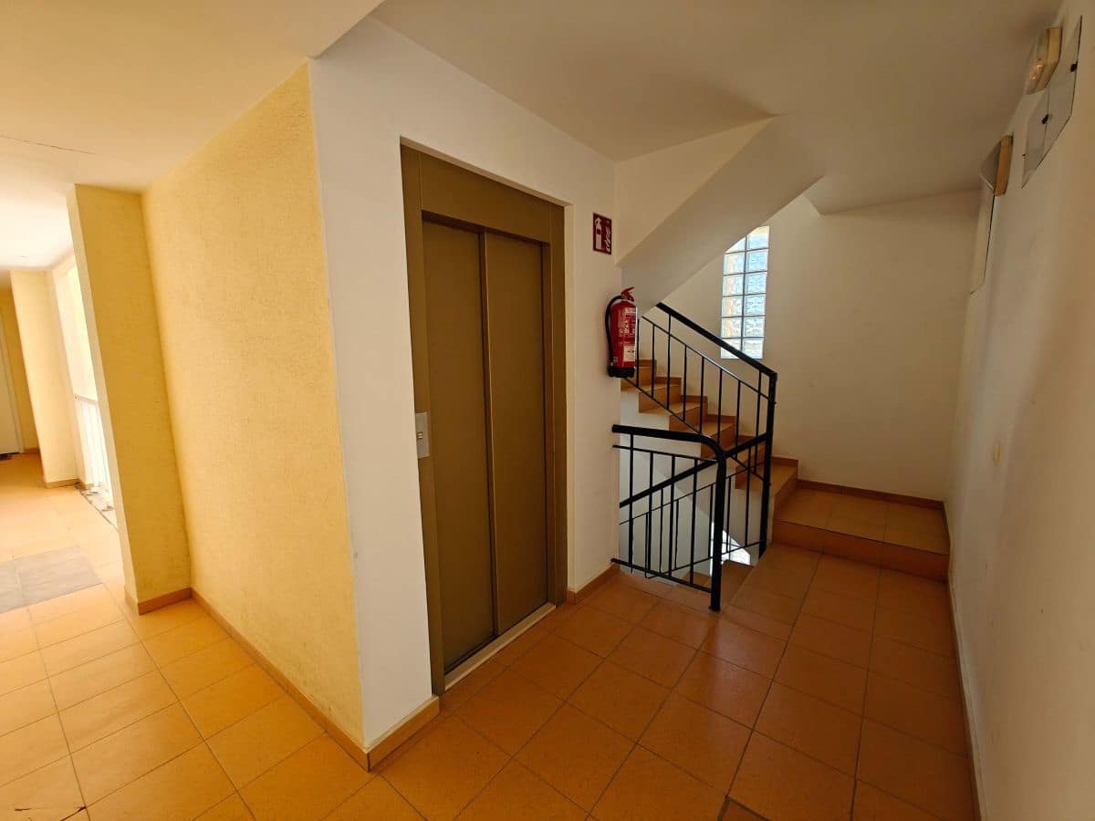 2 soveværelse Lejlighed til leje i Denia med swimmingpool garage - € 750 (Ref: 8879200)