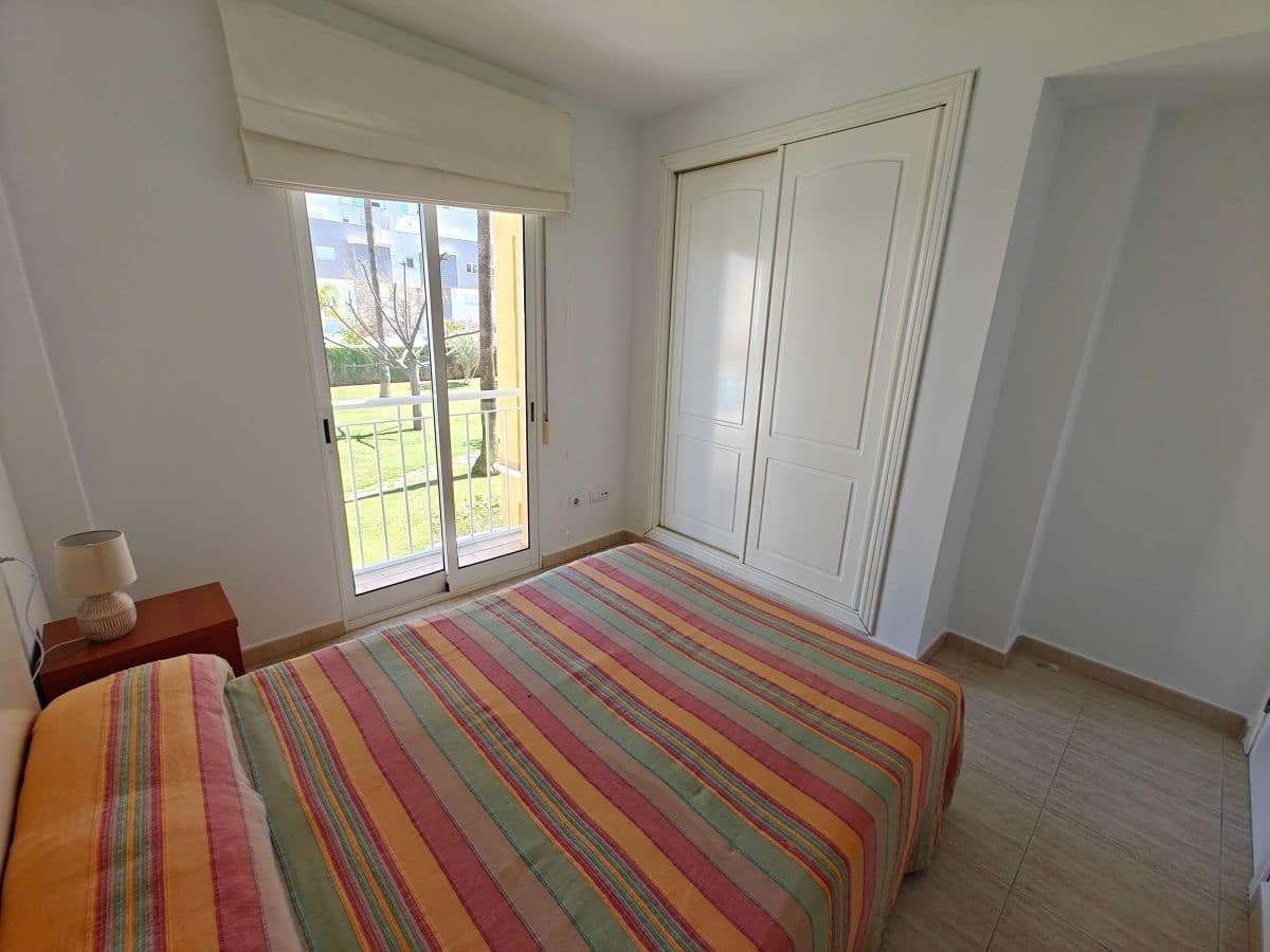 2 soveværelse Lejlighed til leje i Denia med swimmingpool garage - € 750 (Ref: 8879200)