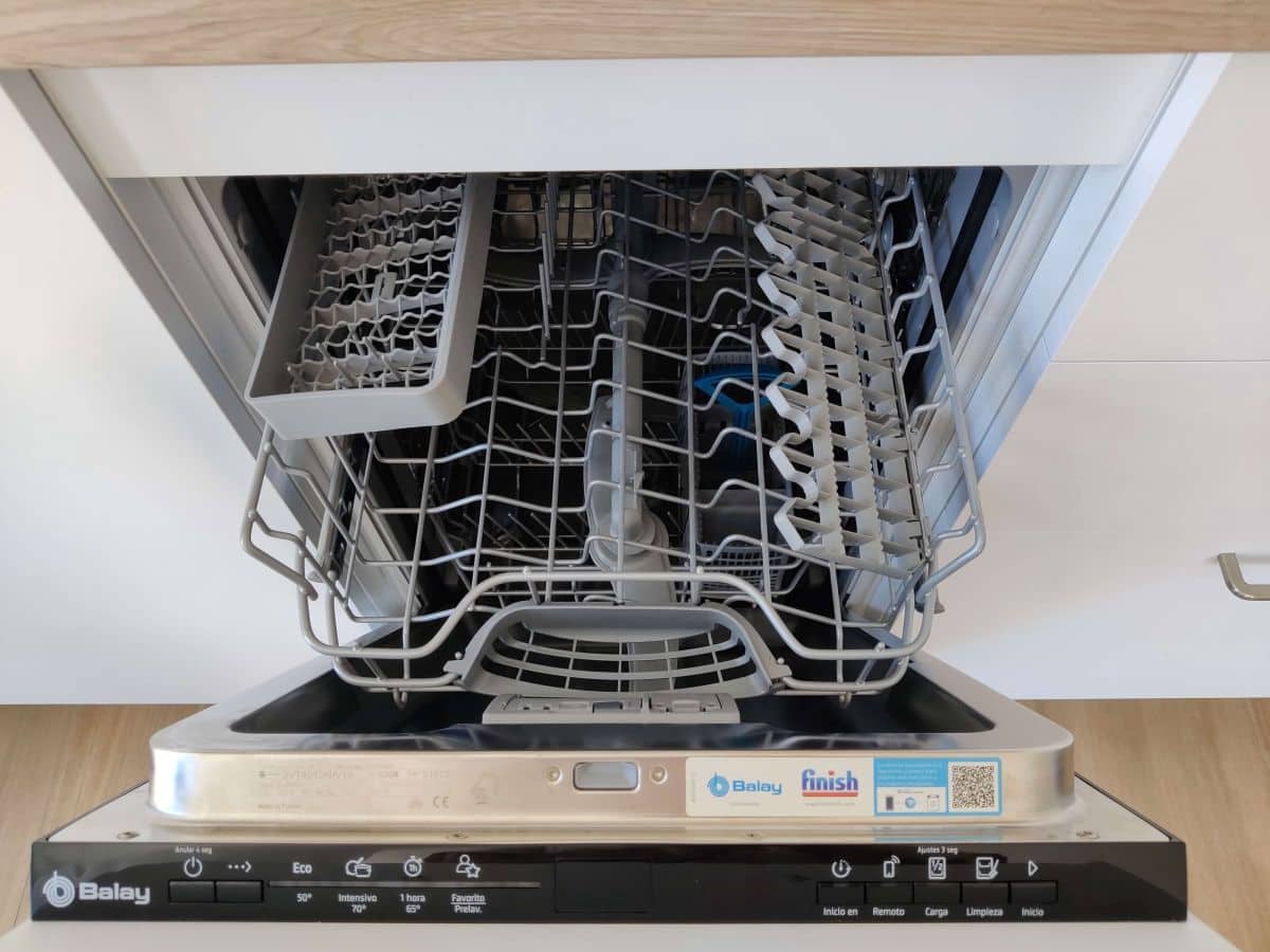 2 soveværelse Lejlighed til leje i Denia med garage - € 900 (Ref: 8935481)