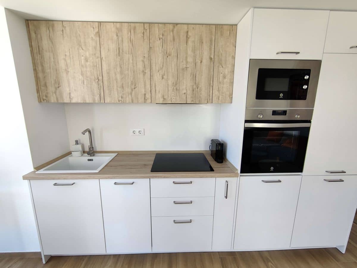 2 soveværelse Lejlighed til leje i Denia med garage - € 900 (Ref: 8935481)