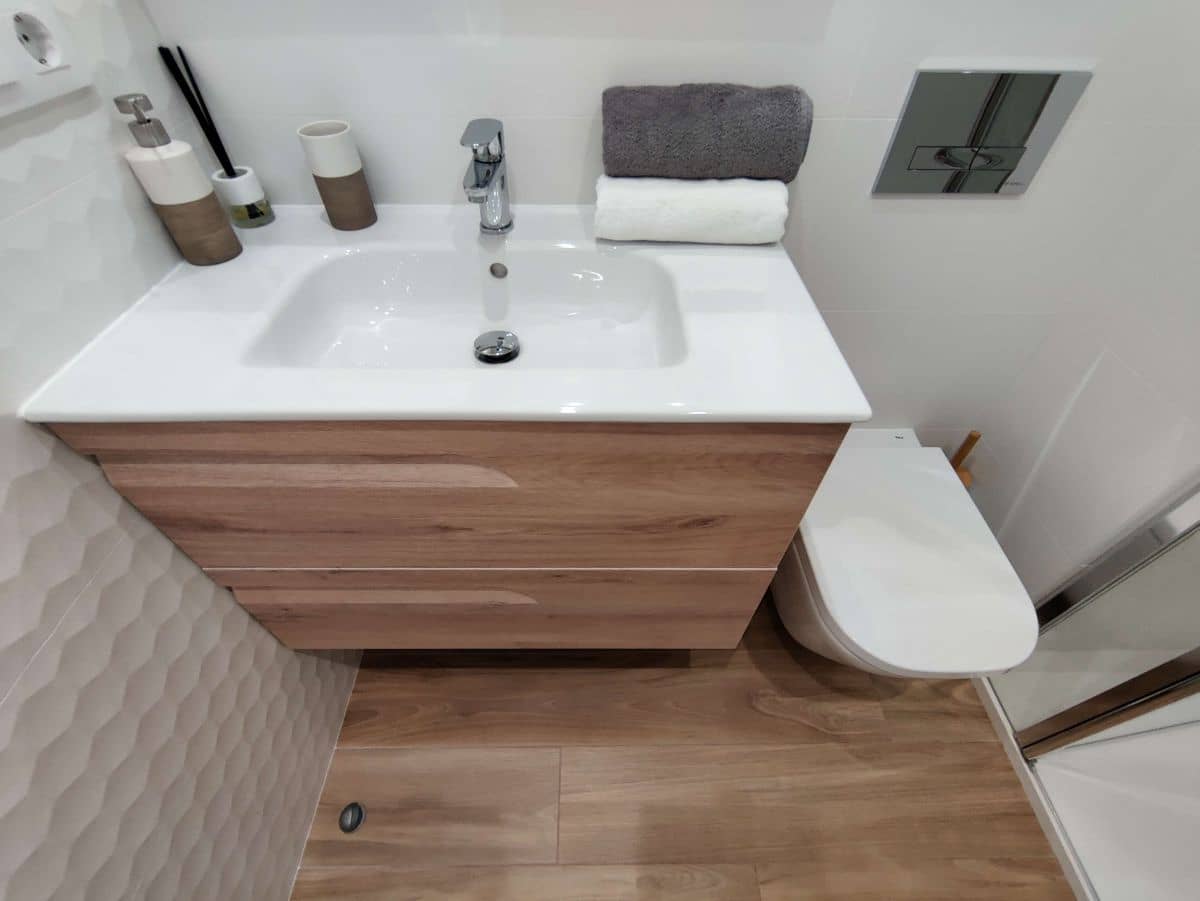 2 soveværelse Lejlighed til leje i Denia med garage - € 900 (Ref: 8935481)