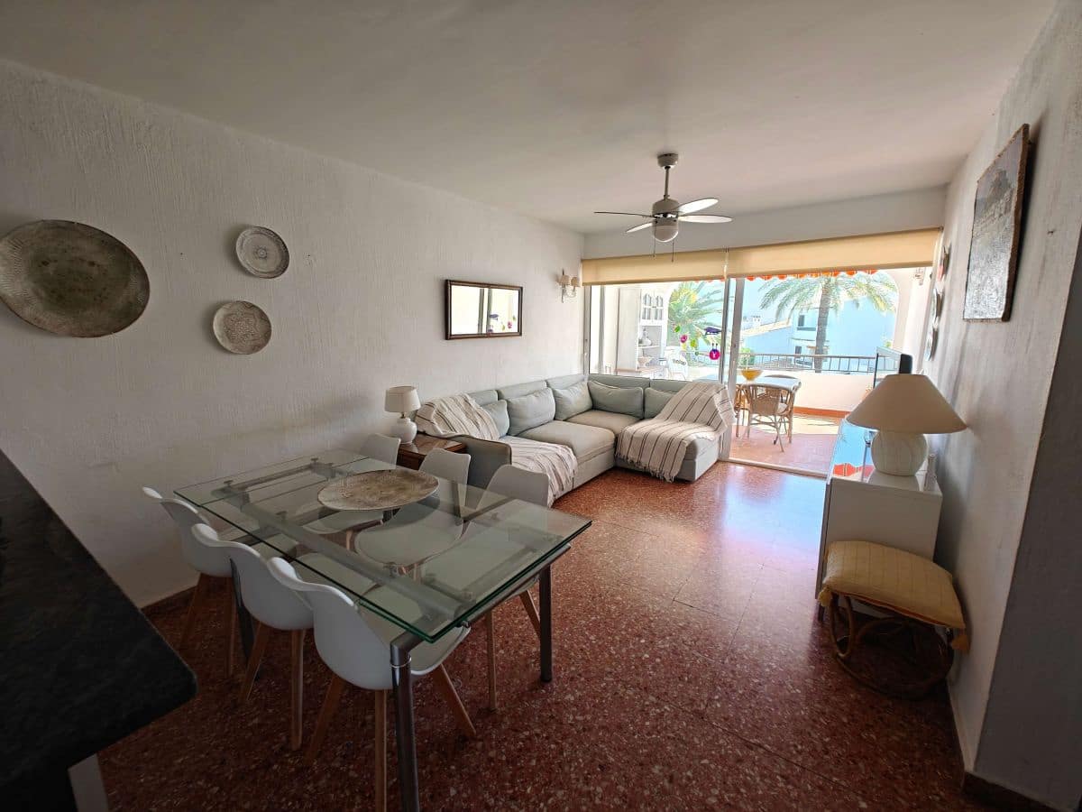 3 sypialnia Apartament do wynajęcia w Denia z basenem garażem - 750 € (Ref: 8941850)