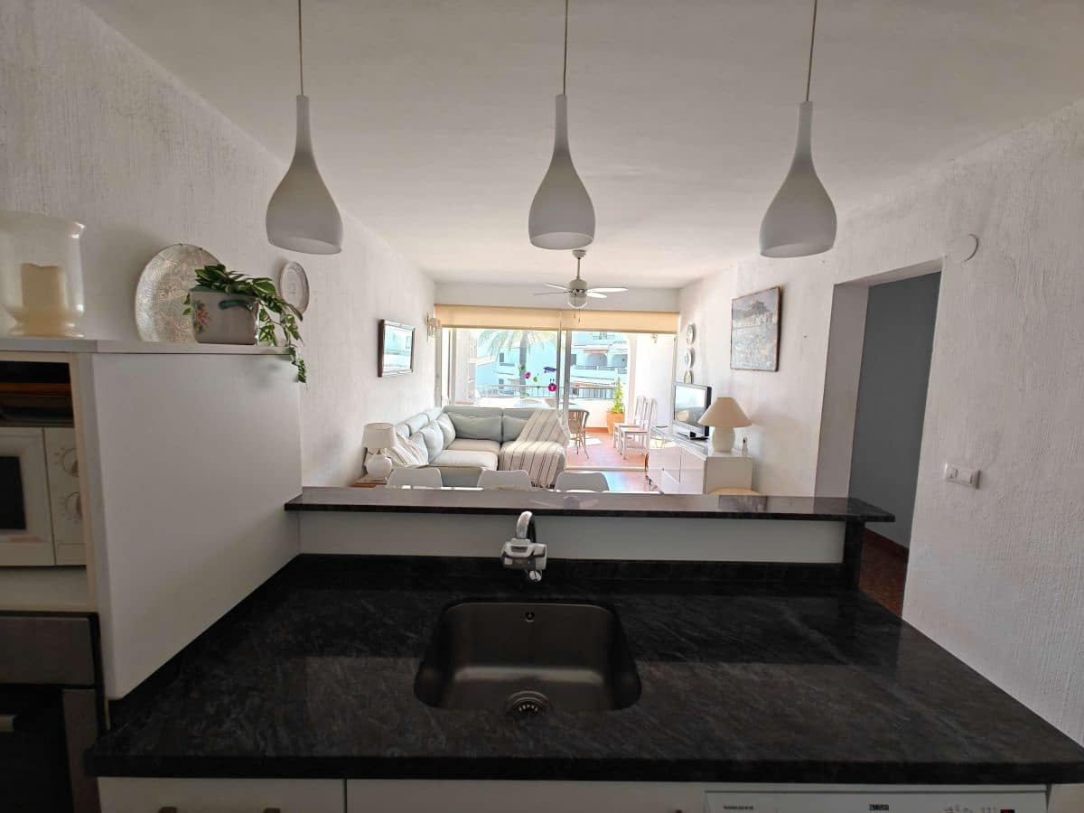 3 sypialnia Apartament do wynajęcia w Denia z basenem garażem - 750 € (Ref: 8941850)