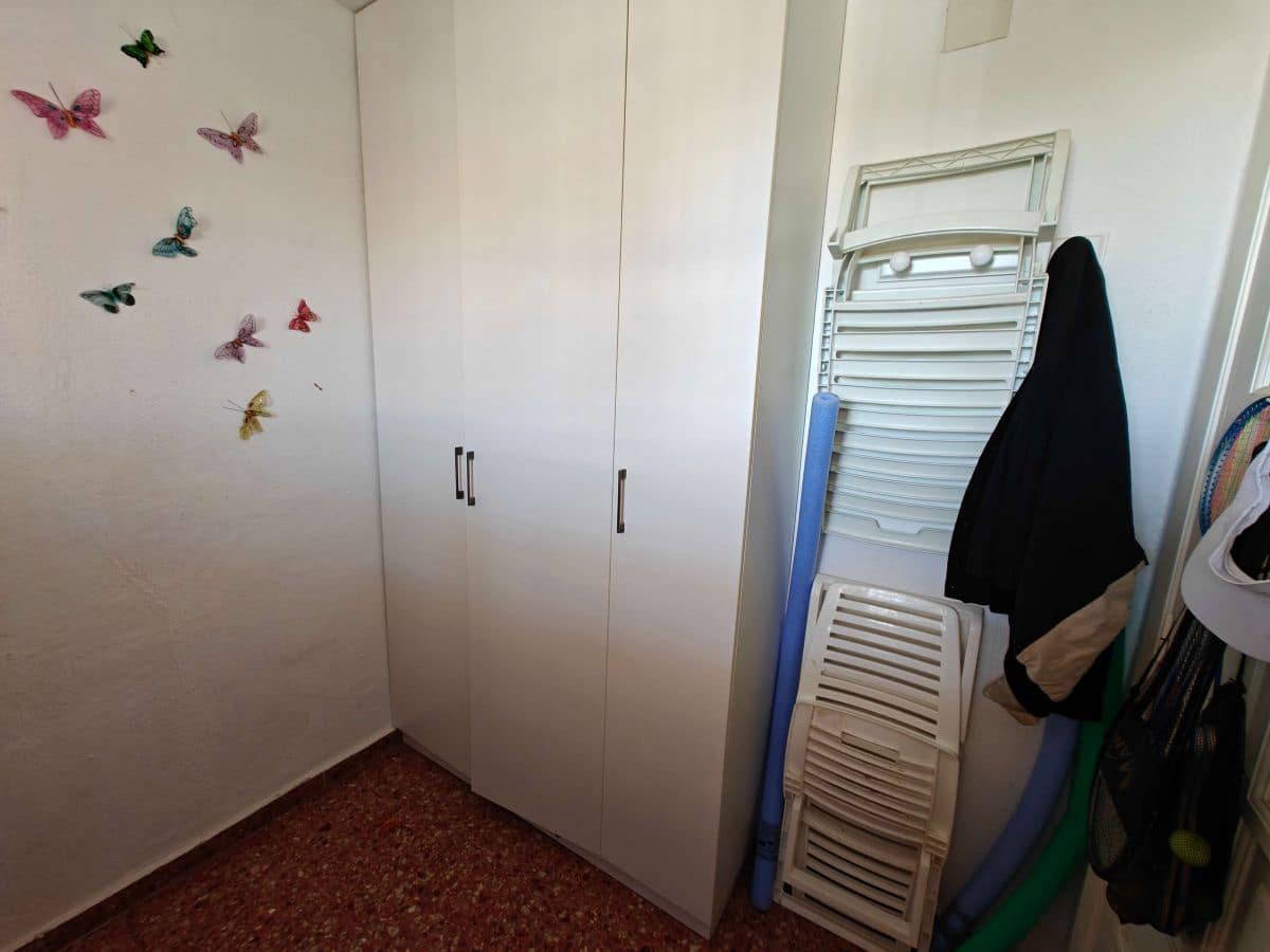 3 sypialnia Apartament do wynajęcia w Denia z basenem garażem - 750 € (Ref: 8941850)