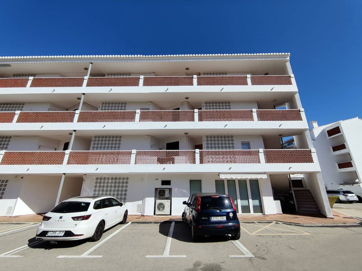 3 sypialnia Apartament do wynajęcia w Denia z basenem garażem - 750 € (Ref: 8941850)