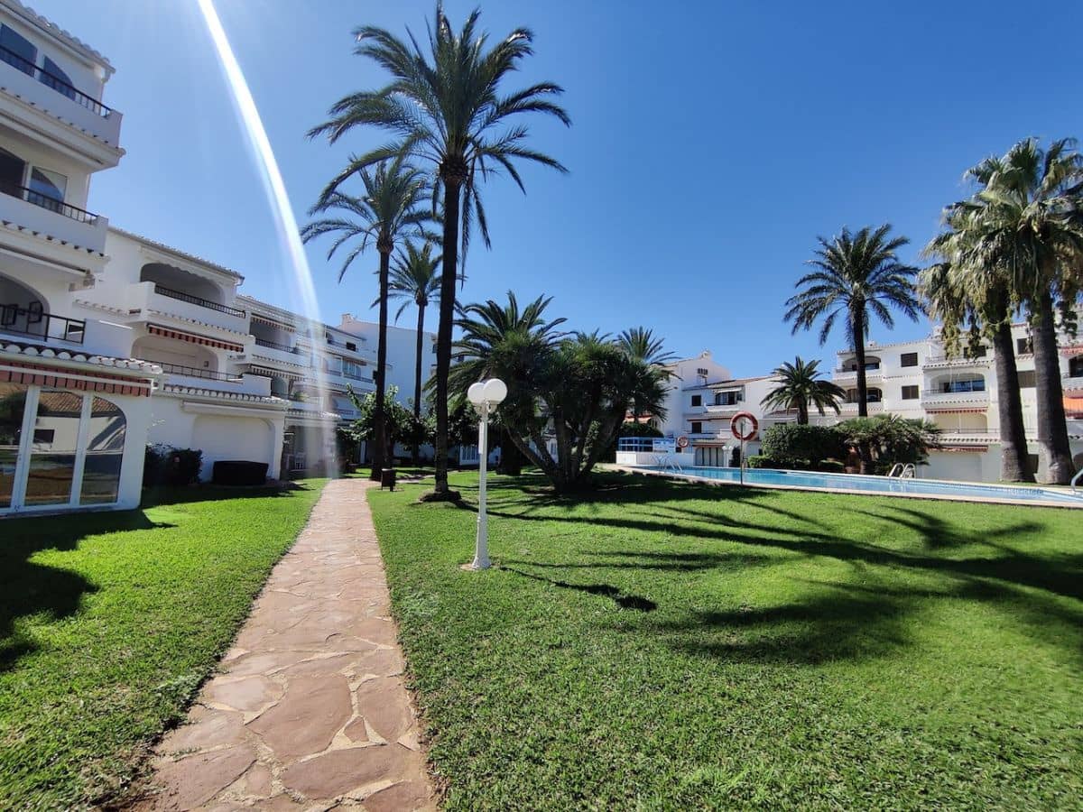 3 sypialnia Apartament do wynajęcia w Denia z basenem garażem - 750 € (Ref: 8941850)