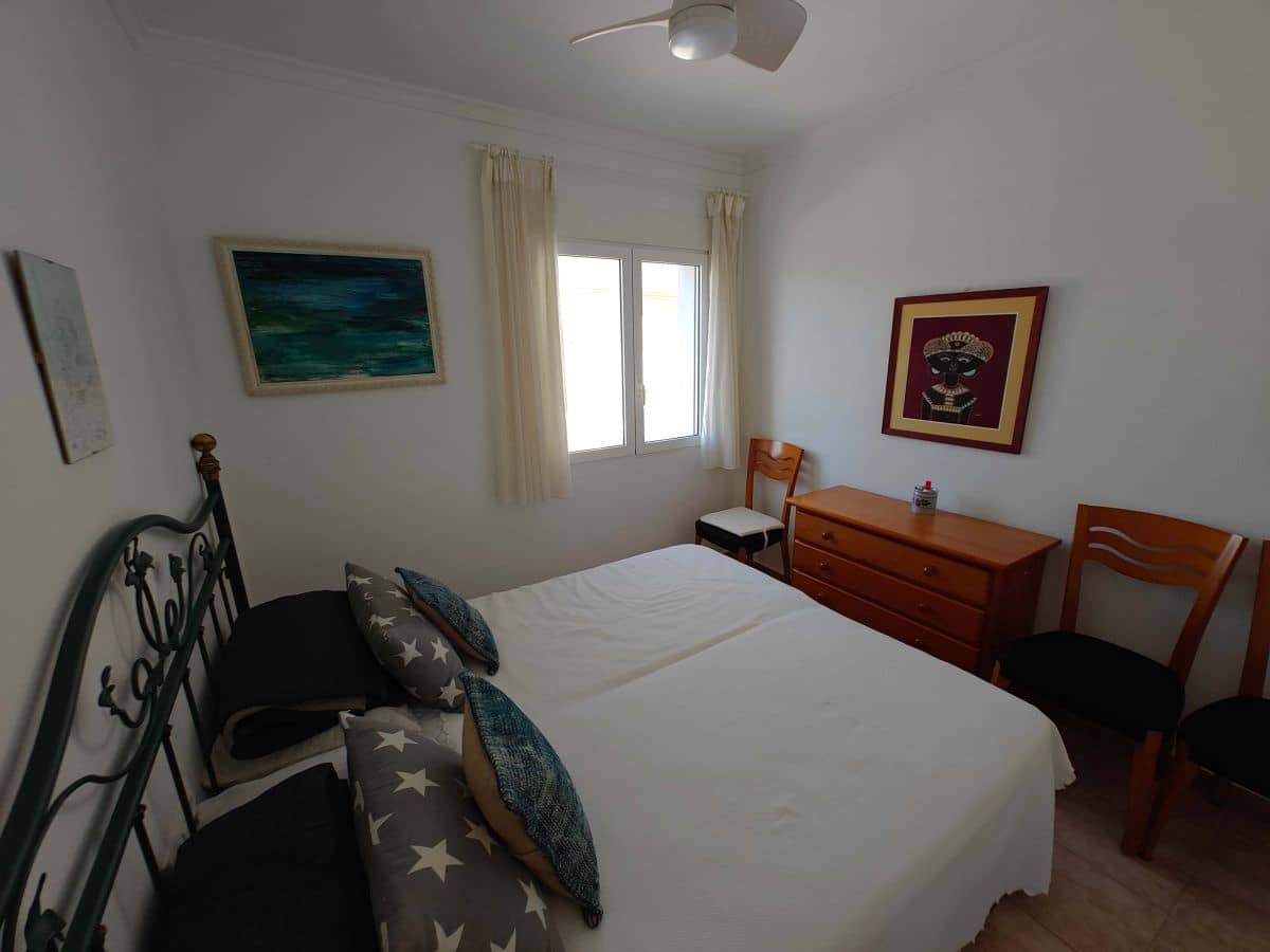 2 soveværelse Lejlighed til leje i Denia med swimmingpool - € 700 (Ref: 9107685)